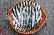 Load image into Gallery viewer, Bhuthai – (Sardine) Medium (10 count) (5550975320228)