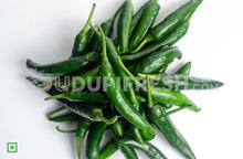 Load image into Gallery viewer, Chilli - Green Long, Medium/ಮೆಣಸಿನಕಾಯಿ - ಹಸಿರು ,  100 g (5560289656996)