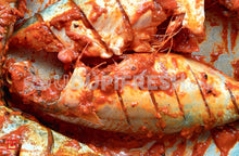 Load image into Gallery viewer, Ready to Cook - Marinated Medium Mackerel Fish 5 pc