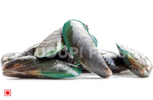 Load image into Gallery viewer, Fresh Mussels Small , 1 Kg
