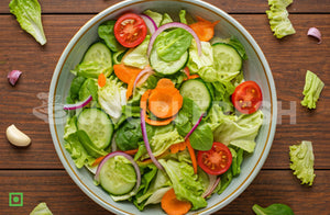 Green Leaves Mix And Vegetables Salad 300 g