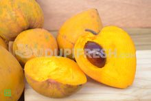 Load image into Gallery viewer, Egg fruit / Canistel 1 Kg
