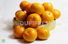 Load image into Gallery viewer, 1st Quality Kinnow Orange, 1 Kg
