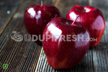 Load image into Gallery viewer, Washington Red Delicious Apple, 1Kg
