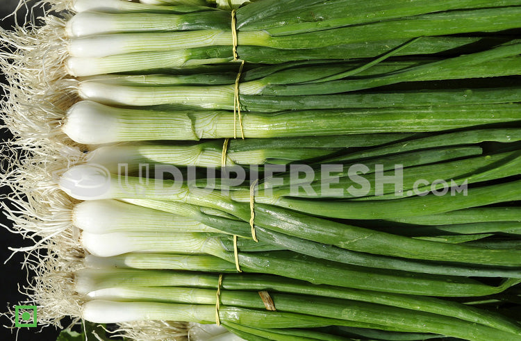 Spring onions, 200 g